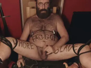 Cam4 Sex Chat of hairyslutboi