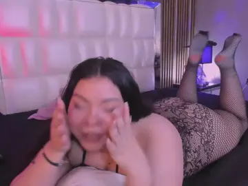 Cam4 Free Live Porn of xcharlotte_