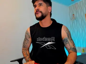 Cam4 Private Sex Chat of Petesevanss