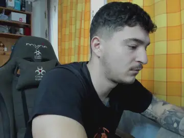 Cam4 Adult Video Chat of AndyAnsell