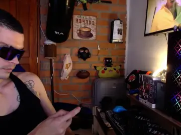 Cam4 Adult Webcam of Sauceboy33