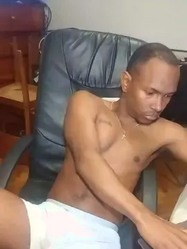 Cam4 Live Sex Cam of reymg