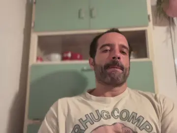 Cam4 Free Live Porn of PitaParka2