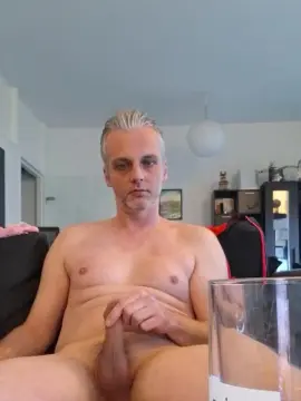 JSlave1992 from cam4