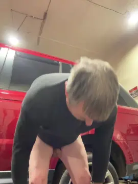 Cam4 Live Porn of Marcbuck