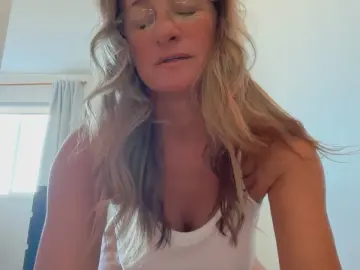 DDD_frenchlove from cam4