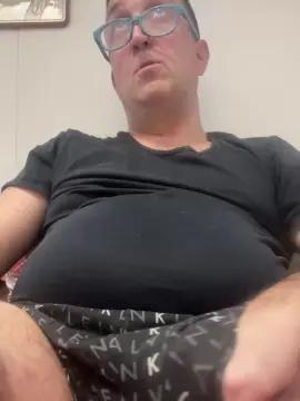 Cam4 Sex Cam of fbigolo1