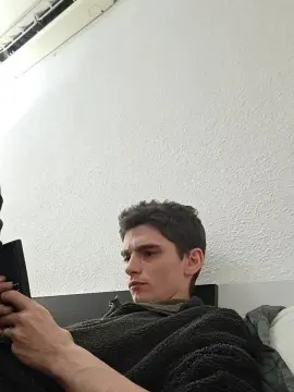 Cam4 Adult Video Chat of albertillo2