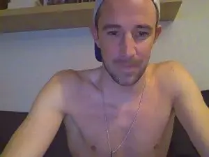 Cam4 Live Sex Cam of theo6913