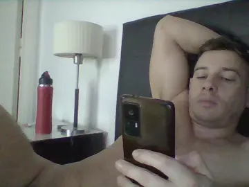 Cam4 Adult Webcam of Luca23millo90