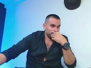 Cam4 Free Live Porn of apasion2