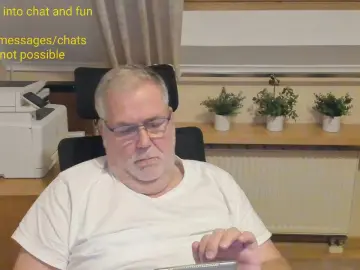 Cam4 Live Sex Cam of hairysubguy