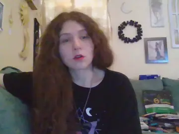 Cam4 Live Porn of QueenCrimson