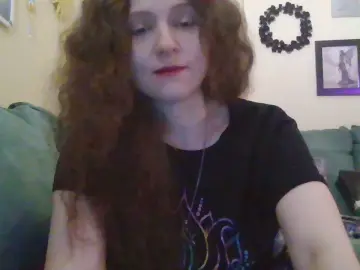 Cam4 Watch Live Sex Cams of QueenCrimson