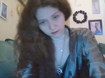 Cam4 Nude Webcam of QueenCrimson