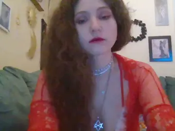 Cam4 Watch Live Sex Cams of QueenCrimson