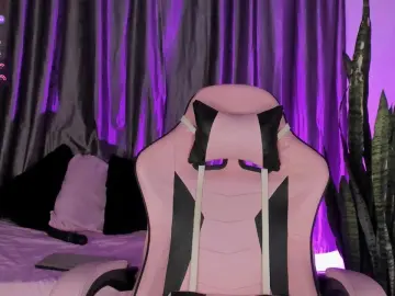 Cam4 Live Sex Cam of Renatawilsom