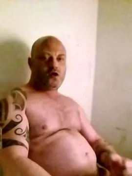 Cam4 Live Sex Cam of hornyberlin1981