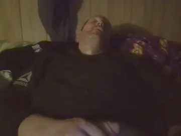 Cam4 Watch Live Sex Cams of Ryanhay19