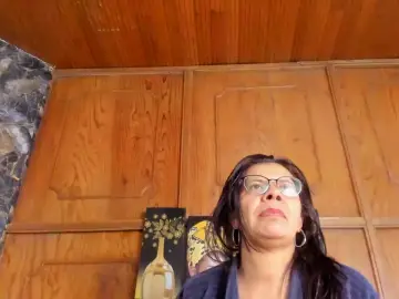 Cam4 Live Sex of safia_hot