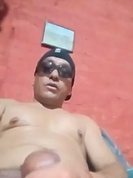 Cam4 Free Live Porn of Guillermo1982