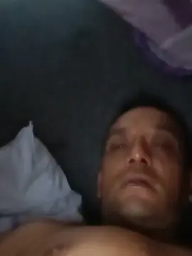 Cam4 Live Sex Cam of Guillermo1982