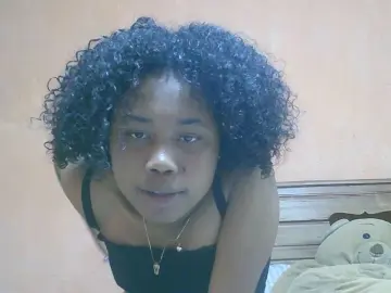 Cam4 Free Live Porn of Mela64