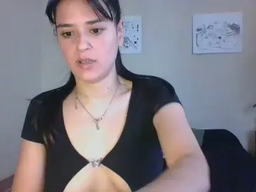 Cam4 Live Porn of ghibligirl2