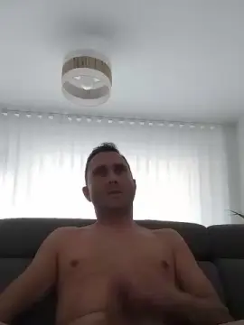 Cam4 Sex Cam of goliathus_spain