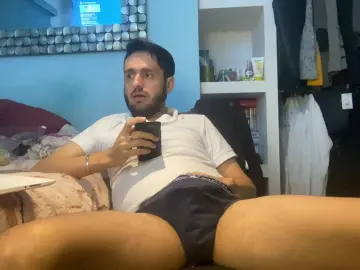 Cam4 Live Porn of Alexitho35