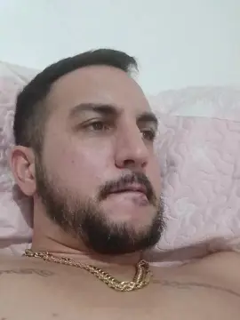 Cam4 Private Sex Chat of andresmorenito3