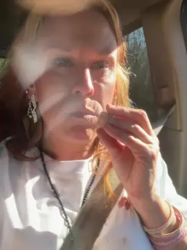 Cam4 Watch Live Sex Cams of Slutmeout6996