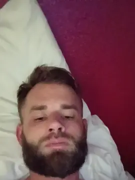 Cam4 Live Sex of Feeethatkitty69