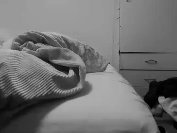 Cam4 Live Sex Cam of hunghungarianx