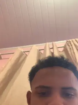 Cam4 Private Sex Chat of Novinho18hot_