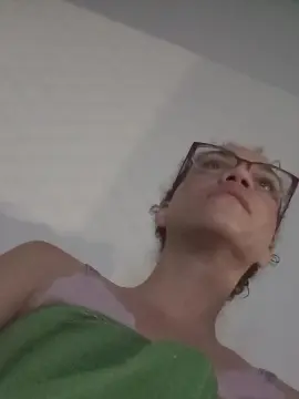 Transputinha83 from cam4