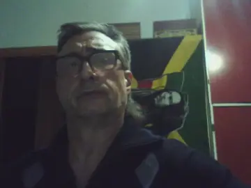 Cam4 Watch Live Sex Cams of ortijah