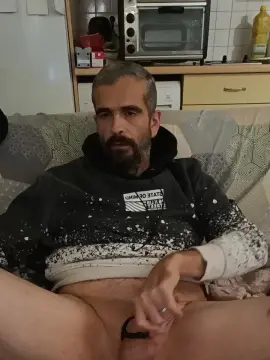 Cam4 Live Sex Cam of Dominant69290