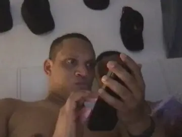 Cam4 Free Live Porn of Rojas1993