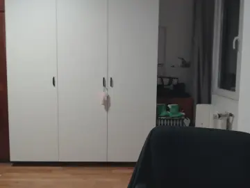 Cam4 Free Live Porn of hotcrissxxx