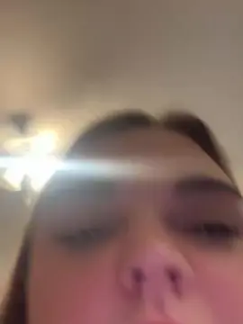 Cam4 Adult Webcam of Whitegirlbigtit