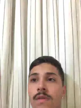 Cam4 Adult Webcams of HenriqueXz244