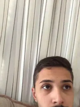 Cam4 Sex Chat of HenriqueXz244