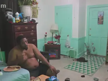 Cam4 Live Porn of Youngblaccman69