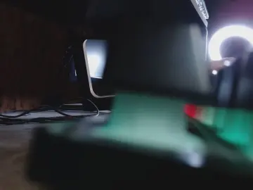 Cam4 Live Sex of hotstudnextdoor