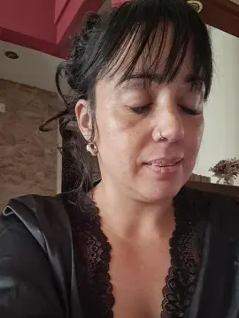 Cam4 Sex Chat of HotMiaSeduce