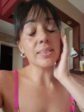 Cam4 Watch Live Sex Cams of HotMiaSeduce