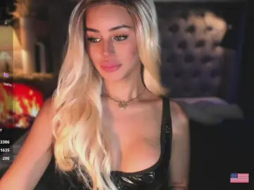 Cam4 Sex Cam of alodia_cums