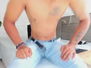 Cam4 Nude Webcam of Eddy_coltt