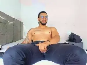 Cam4 Free Porn Cam of Eddy_coltt